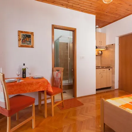 Apartment Ankica *